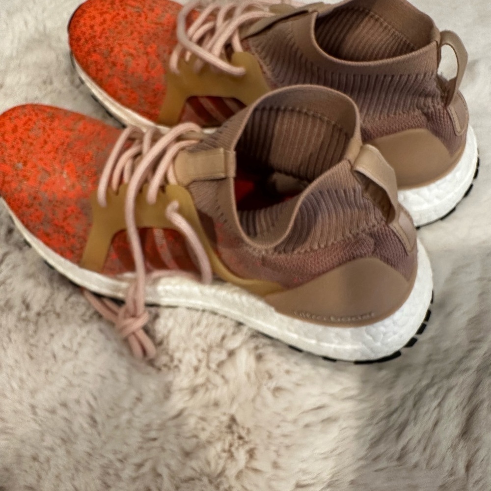 Women’s High-Top Sneakers - Orange and tan -baige - Picture 3 of 5